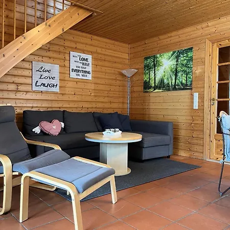 Сasa de vacaciones Holzferienhaeuser Im Naturerlebnisdorf Blauvogel