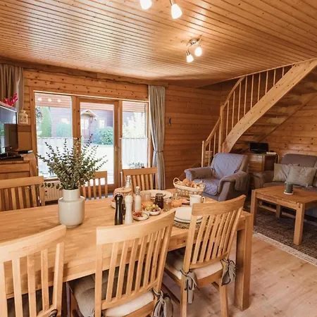 Holzferienhaeuser Im Naturerlebnisdorf Blauvogel Сasa de vacaciones