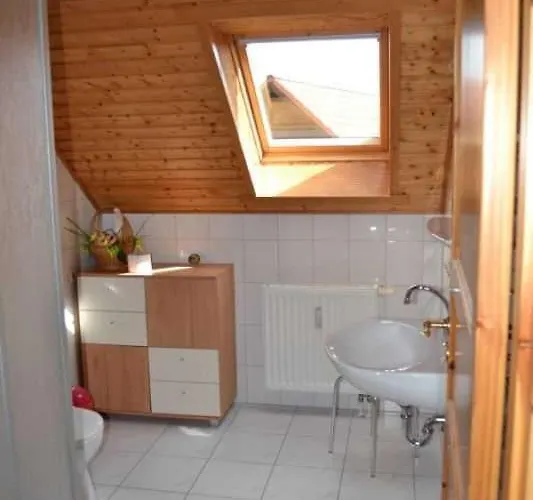 別荘 Holzferienhaeuser Im Naturerlebnisdorf Blauvogel ハッセルフェルデ