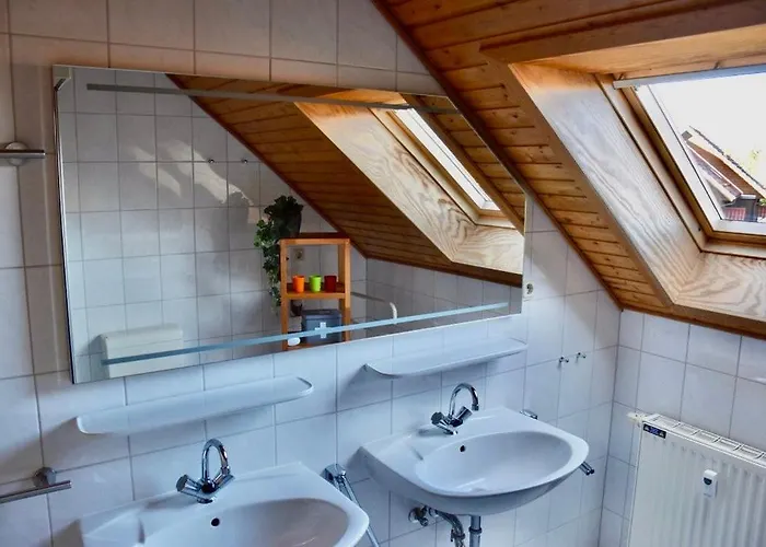 別荘 Holzferienhaeuser Im Naturerlebnisdorf Blauvogel ハッセルフェルデ