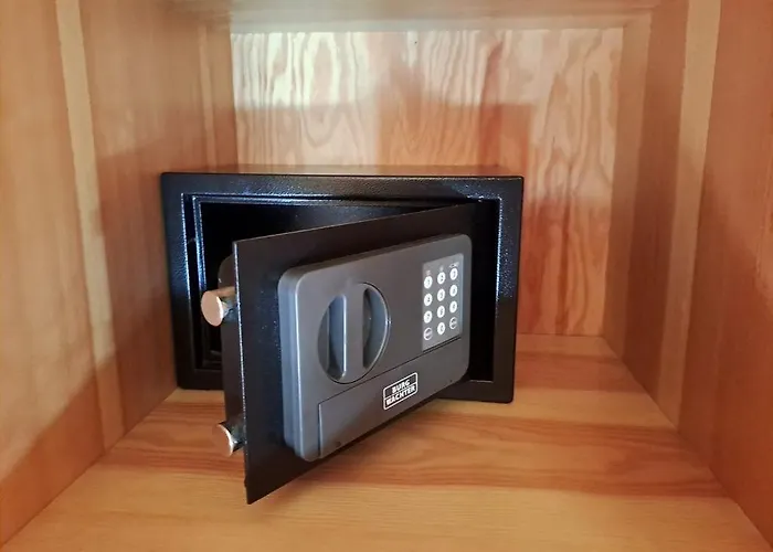 Holzferienhaeuser Im Naturerlebnisdorf Blauvogel *