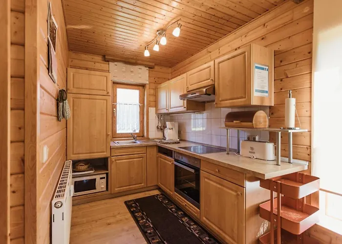 別荘 Holzferienhaeuser Im Naturerlebnisdorf Blauvogel ハッセルフェルデ