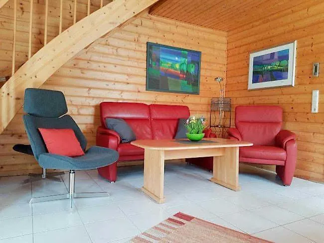 Holzferienhaeuser Im Naturerlebnisdorf Blauvogel 別荘