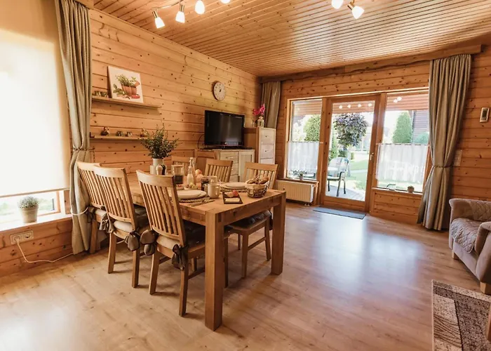 Holzferienhaeuser Im Naturerlebnisdorf Blauvogel 別荘 *