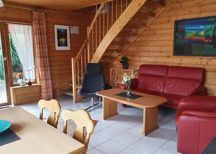 Holzferienhaeuser Im Naturerlebnisdorf Blauvogel