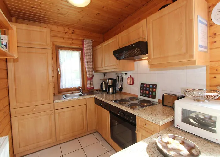 Holzferienhaeuser Im Naturerlebnisdorf Blauvogel 別荘