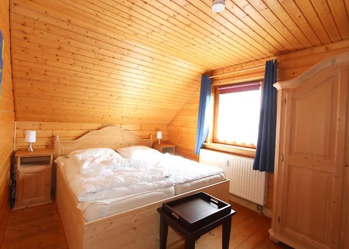 Holzferienhaeuser Im Naturerlebnisdorf Blauvogel * ハッセルフェルデ